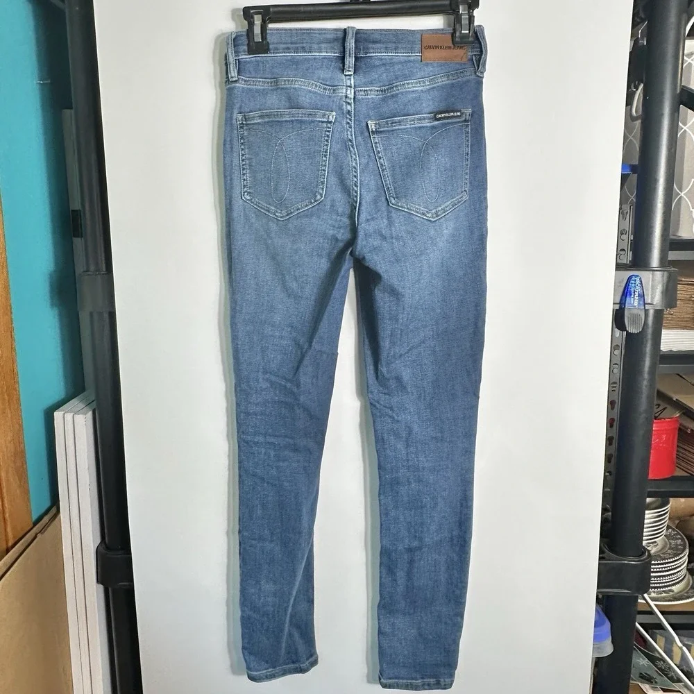 Calvin Klein Jeans Womens Sz 2/26 Mid Rise Skinny Stretch Blue Jeans Repreve